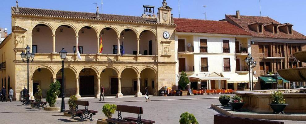 Apartamentos San Anton Villarrobledo Zewnętrze zdjęcie